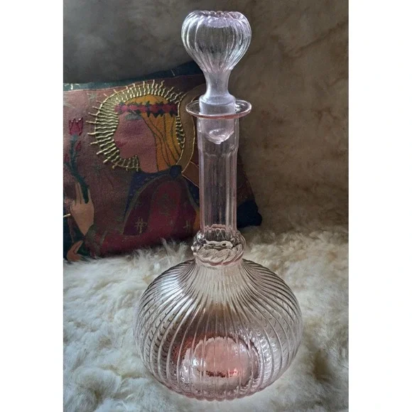 Empoli Pink Genie Bottle Decanter with Stopper - Picture 1 of 10